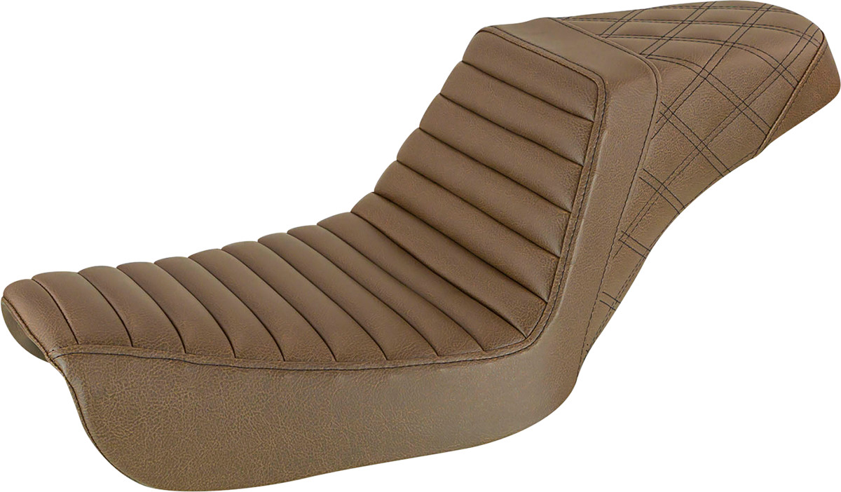 Saddlemen Step-Up Seat - Front Tuck-n-Roll/Rear Lattice Stitch - Brown - FXD Harley Davidson