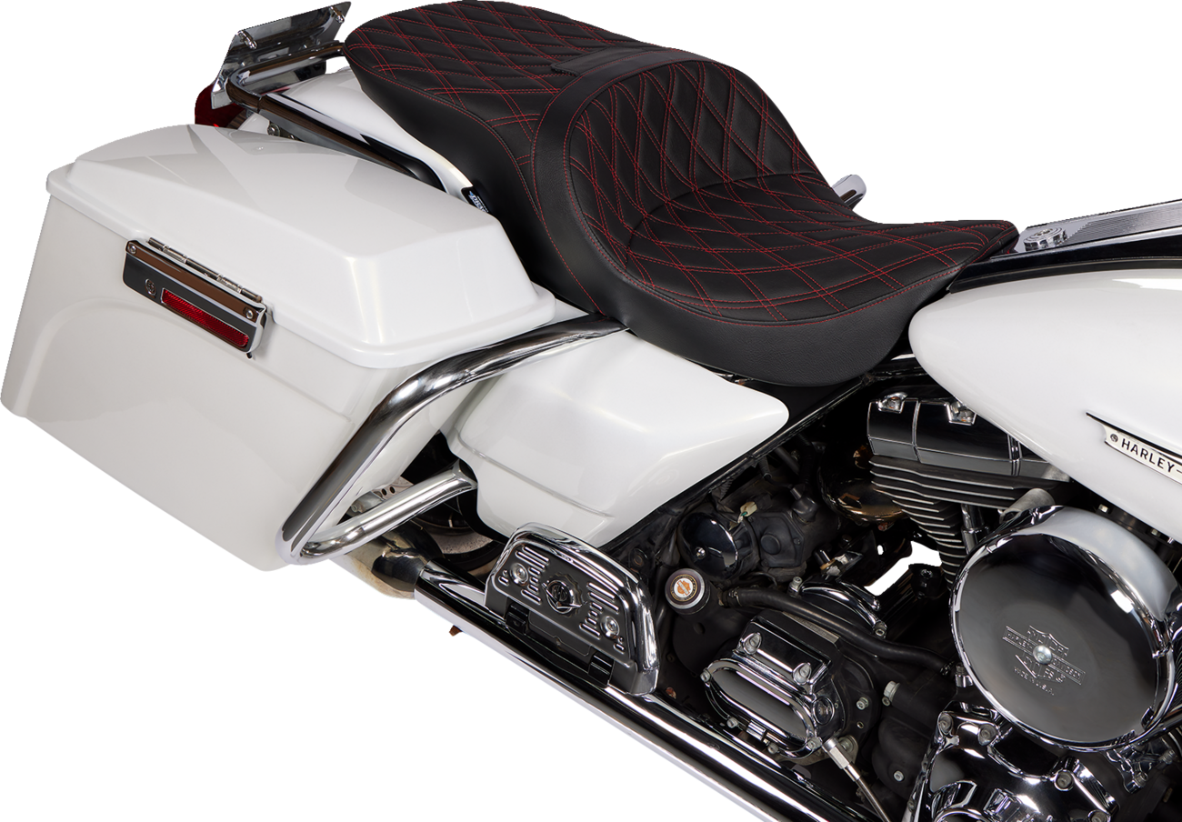 Drag specialties seats Freedom Seat - Vinyl - Double Diamond Red Stitch - FLH '97-'07 Harley Davidson