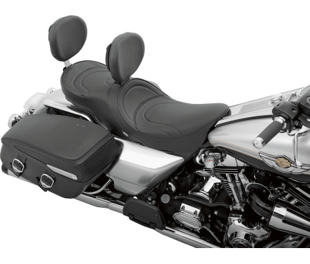 LOW-PROFILE TOURING SEATS WITH EZ GLIDE I™ BACKREST SYSTEM-