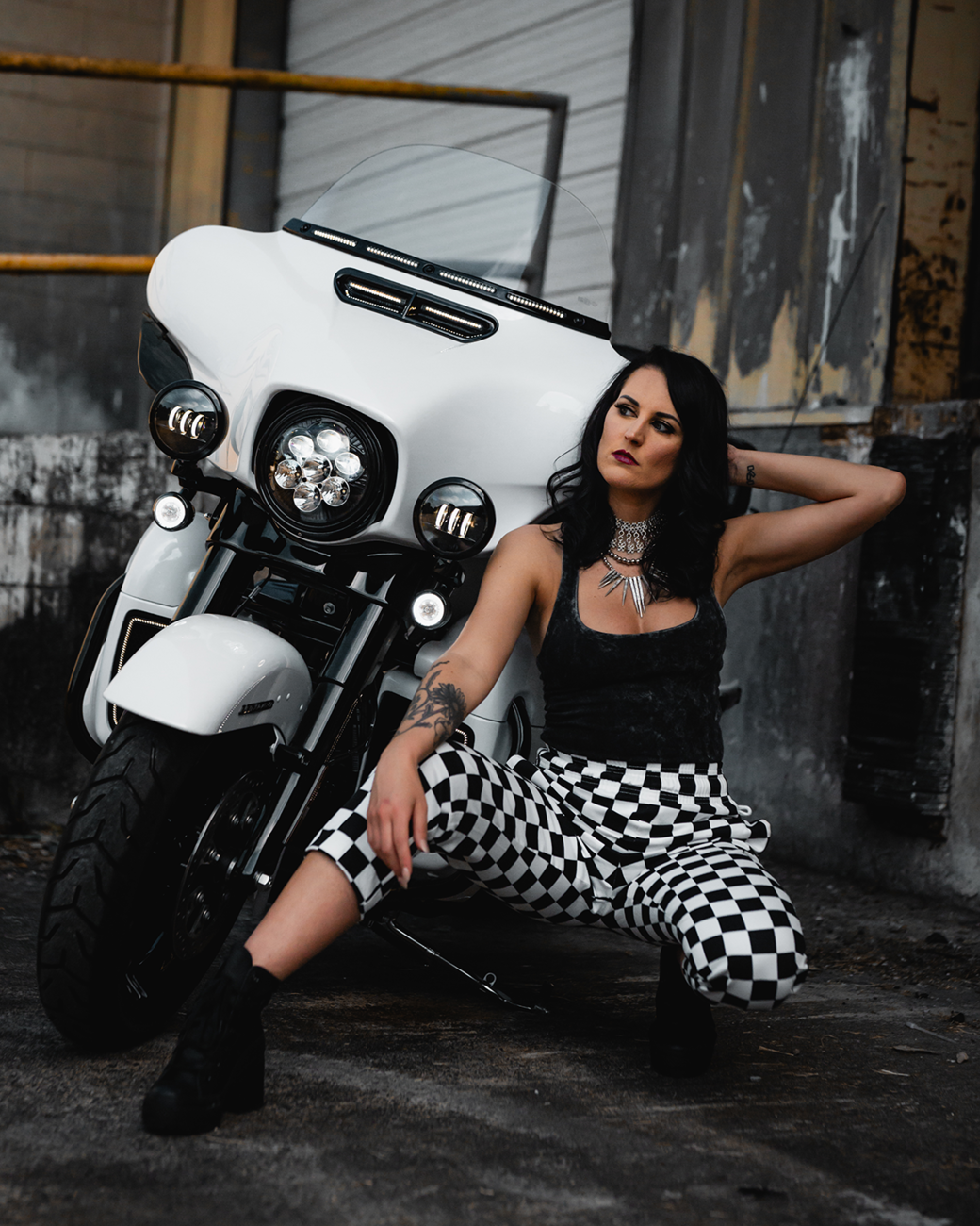 Custom Dynamics 4.5" Halo Passing Lamp For Harley Touring / Softail 2005-2025