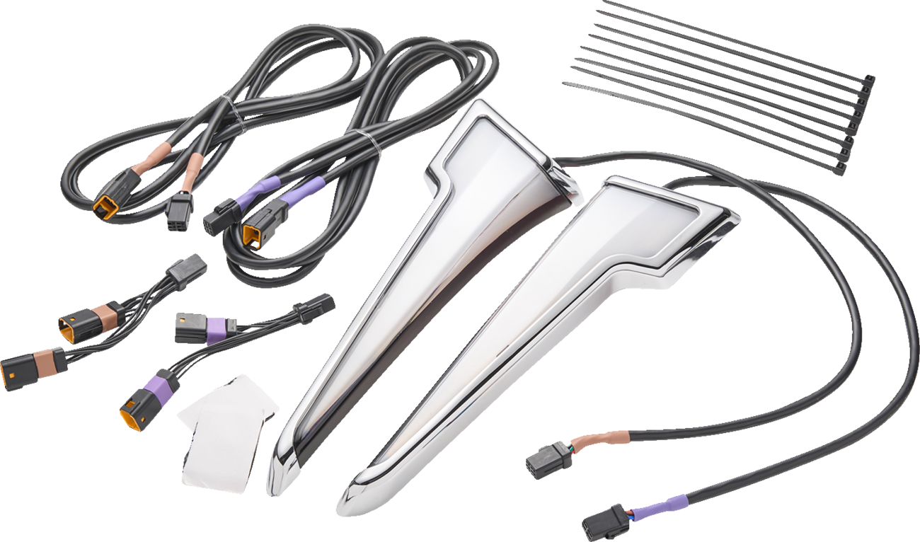 Ciro Quill™ Fairing Light - w/Turn Signal - Chrome - FLHX Harley Davidson