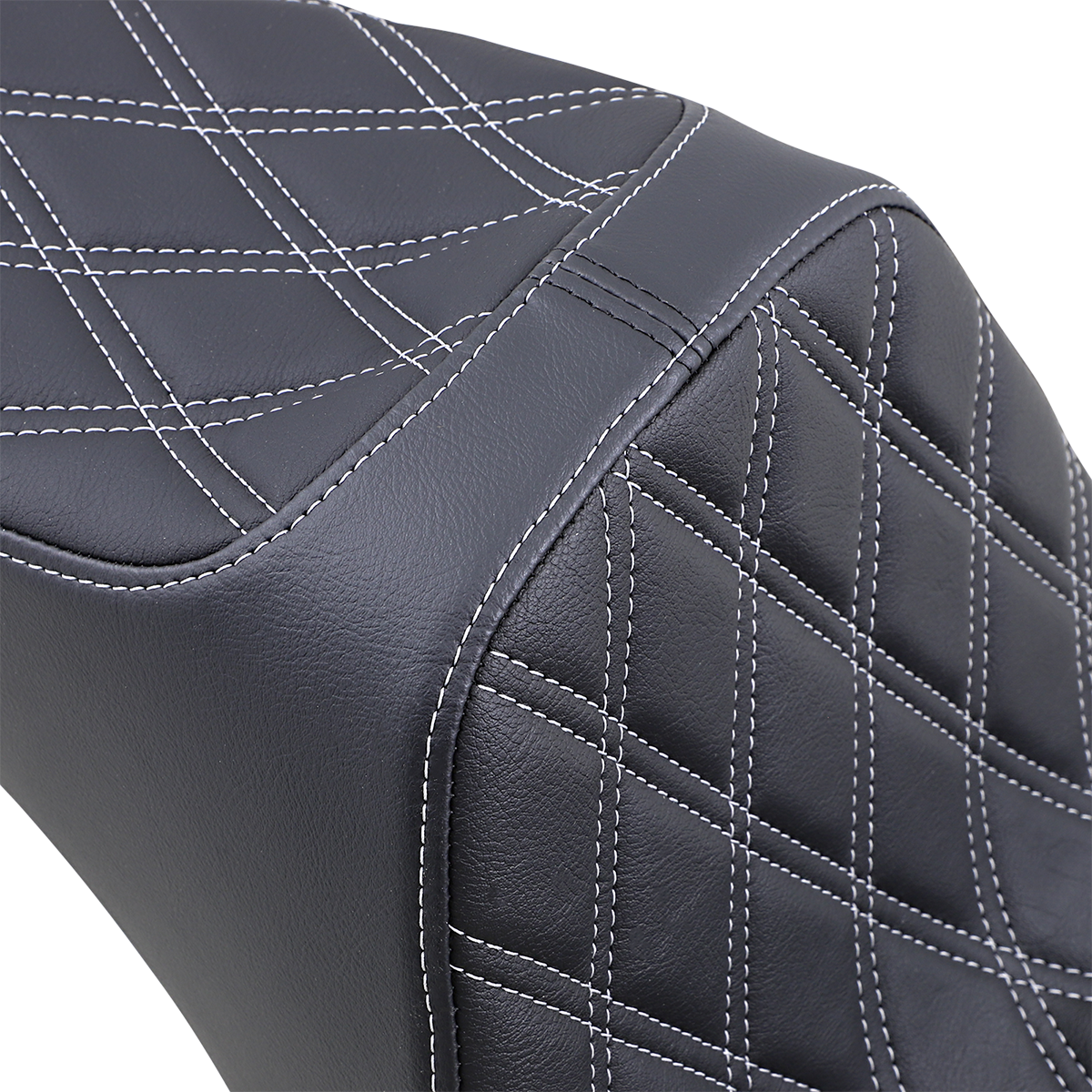 Drag specialties seats Predator III 2-Up Seat - Double Diamond - Black w/ Silver Stitching - Softail '06-'17 Harley Davidson