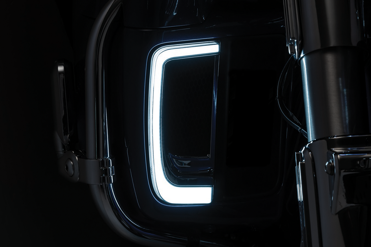 Kuryakyn 5063 Chrome Lower Fairing LED Turn Signal Lights 1420 Harley