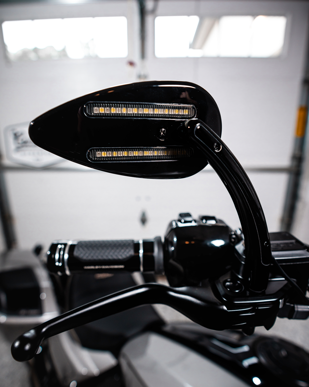 Custom Dynamics LED Turn Signal Mirrors For Harley