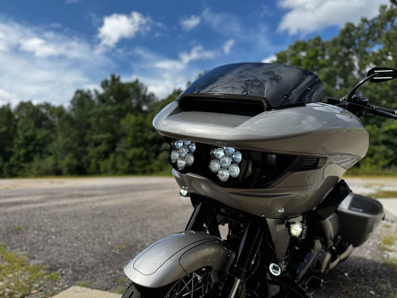 CUSTOM DYNAMICS Shark Demon® 2 Dual Headlight Kit