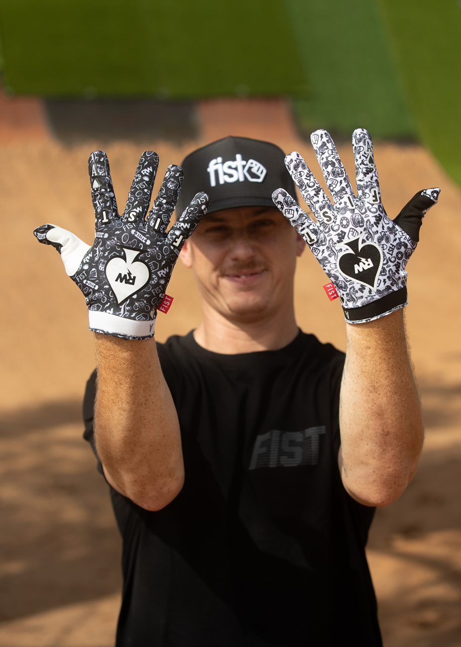 FIST HANDWEAR Strapped R-Willy Ace Gloves