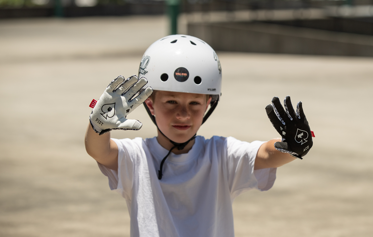 FIST HANDWEAR Youth R-Willy Ace Gloves