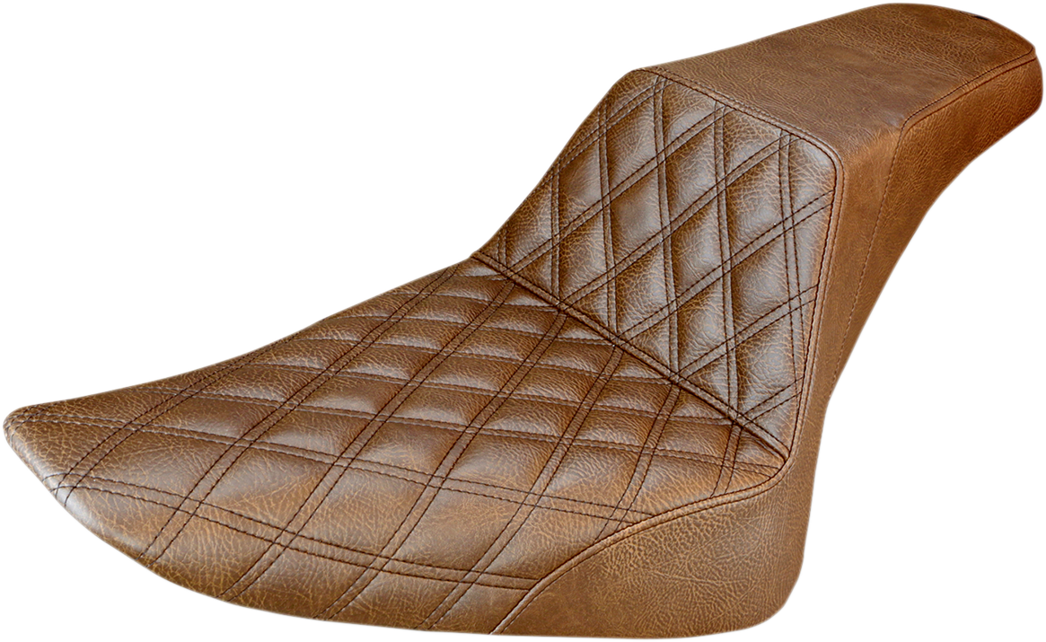 SADDLEMEN Step-Up Seat — Front Lattice Stitch