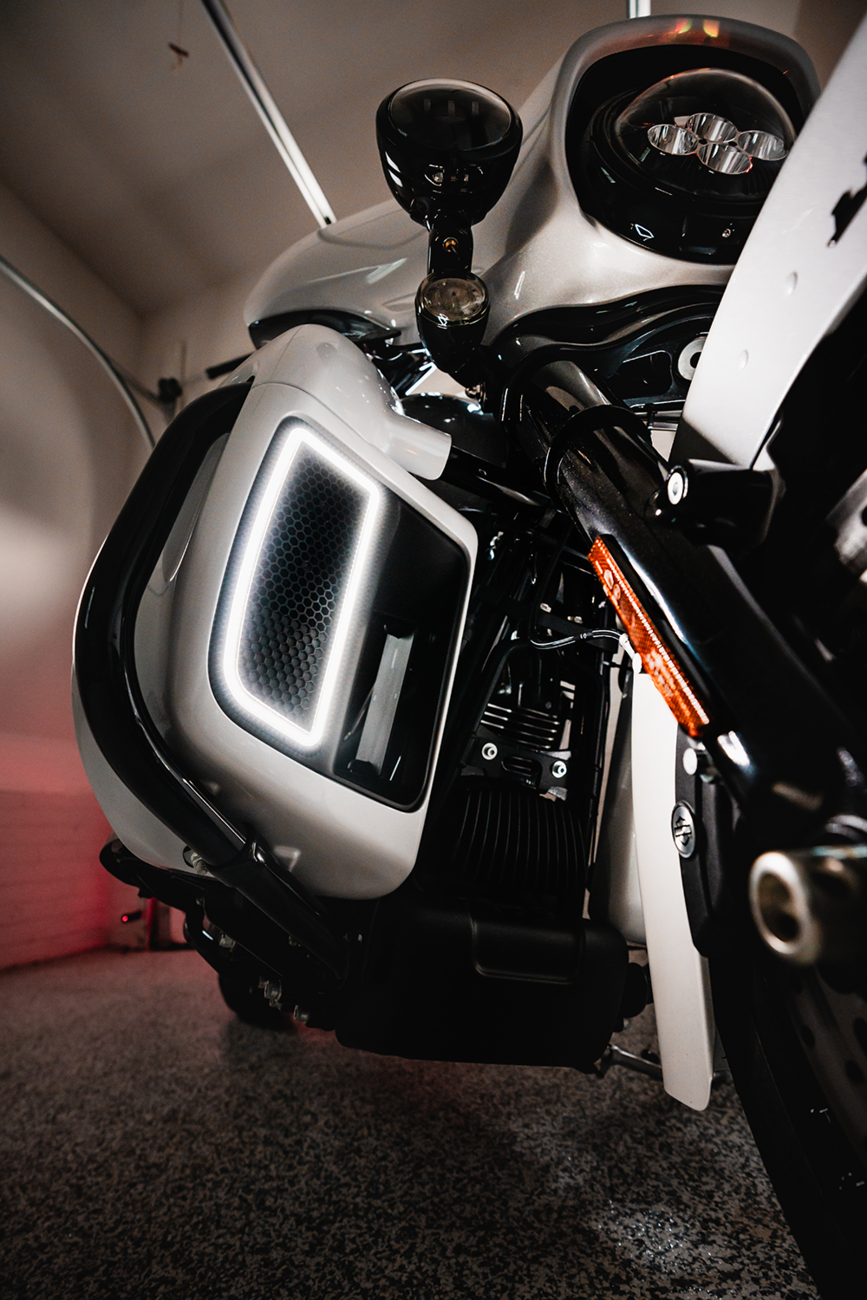 CUSTOM DYNAMICS Lower Fairing Amber/White Light Inserts