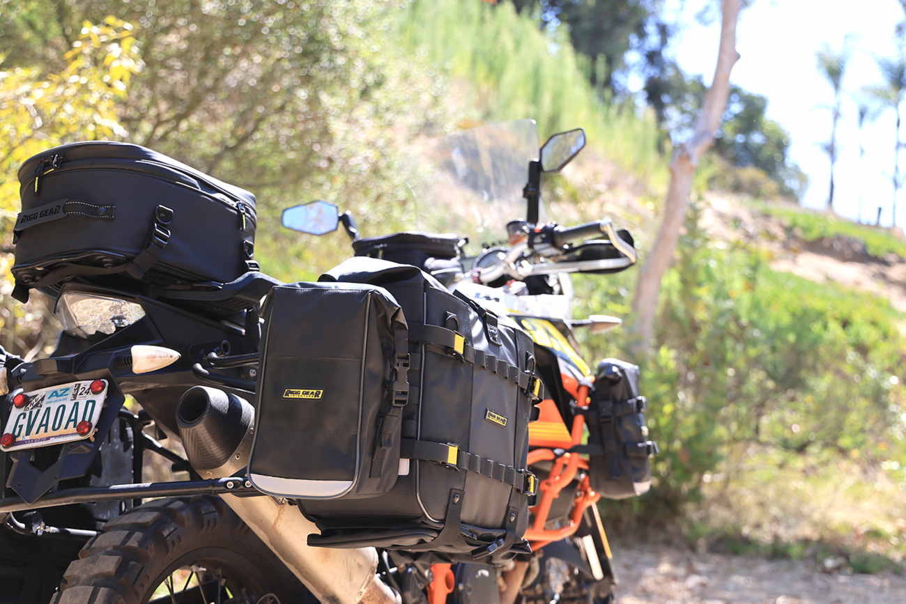 NELSON RIGG Trails End Tail Bag
