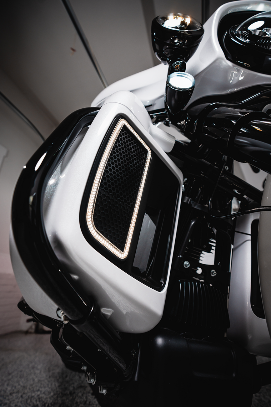 Custom dynamics ProBEAM® Dynamic Ringz™ Turn Signals - 1157 Harley Davidson