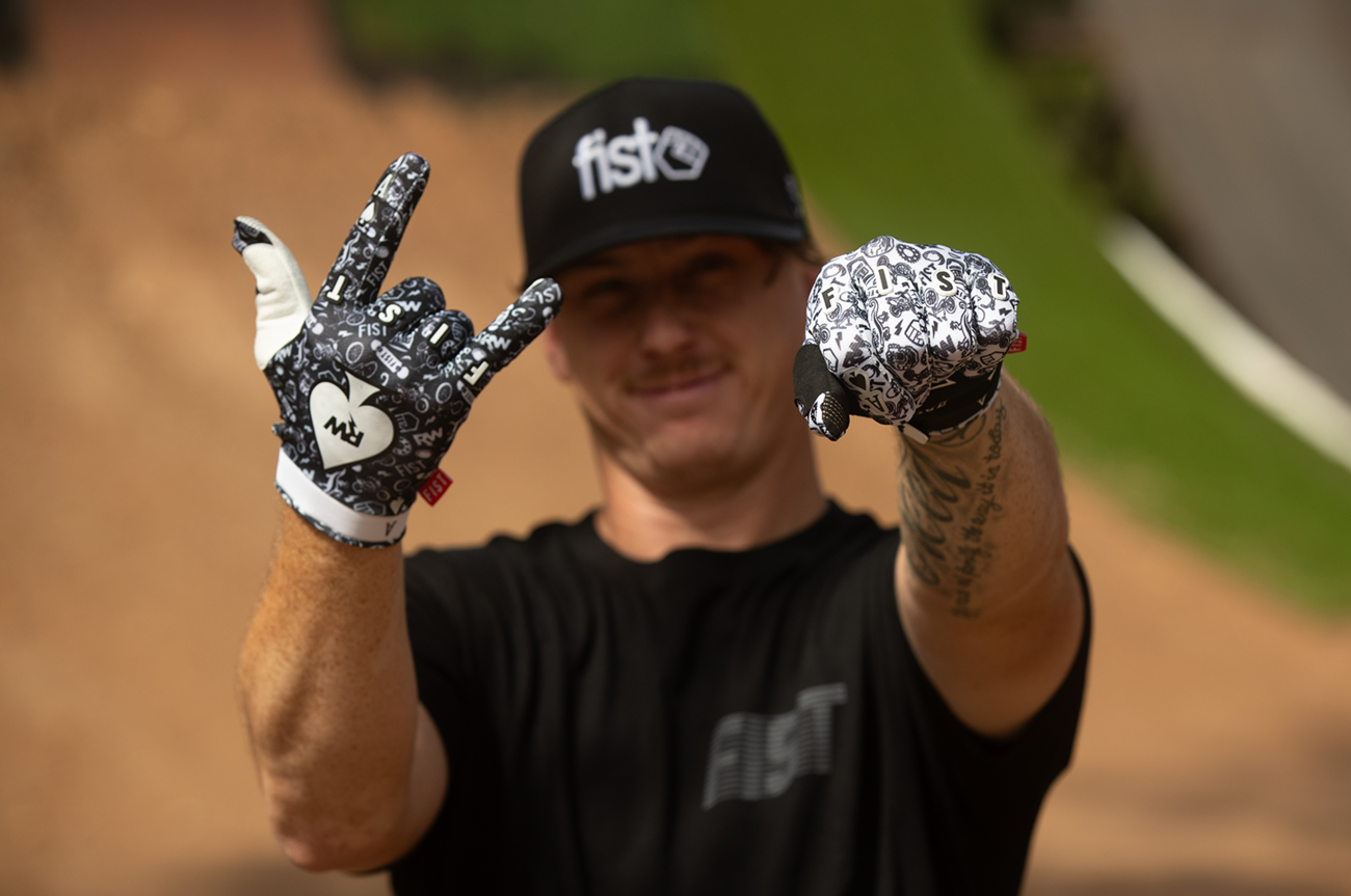 FIST HANDWEAR Strapped R-Willy Ace Gloves