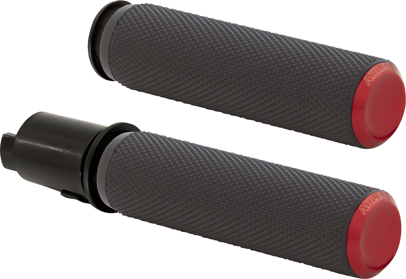 Arlen ness Knurled Grips - TBW - Red Harley Davidson
