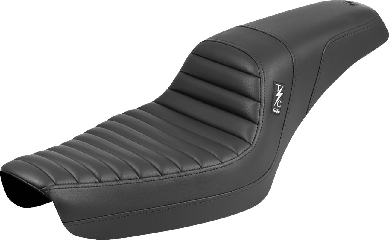 Saddlemen Thrashin' Pro Series Seat - Tuck-n-Roll - Dyna '96-'03 Harley Davidson