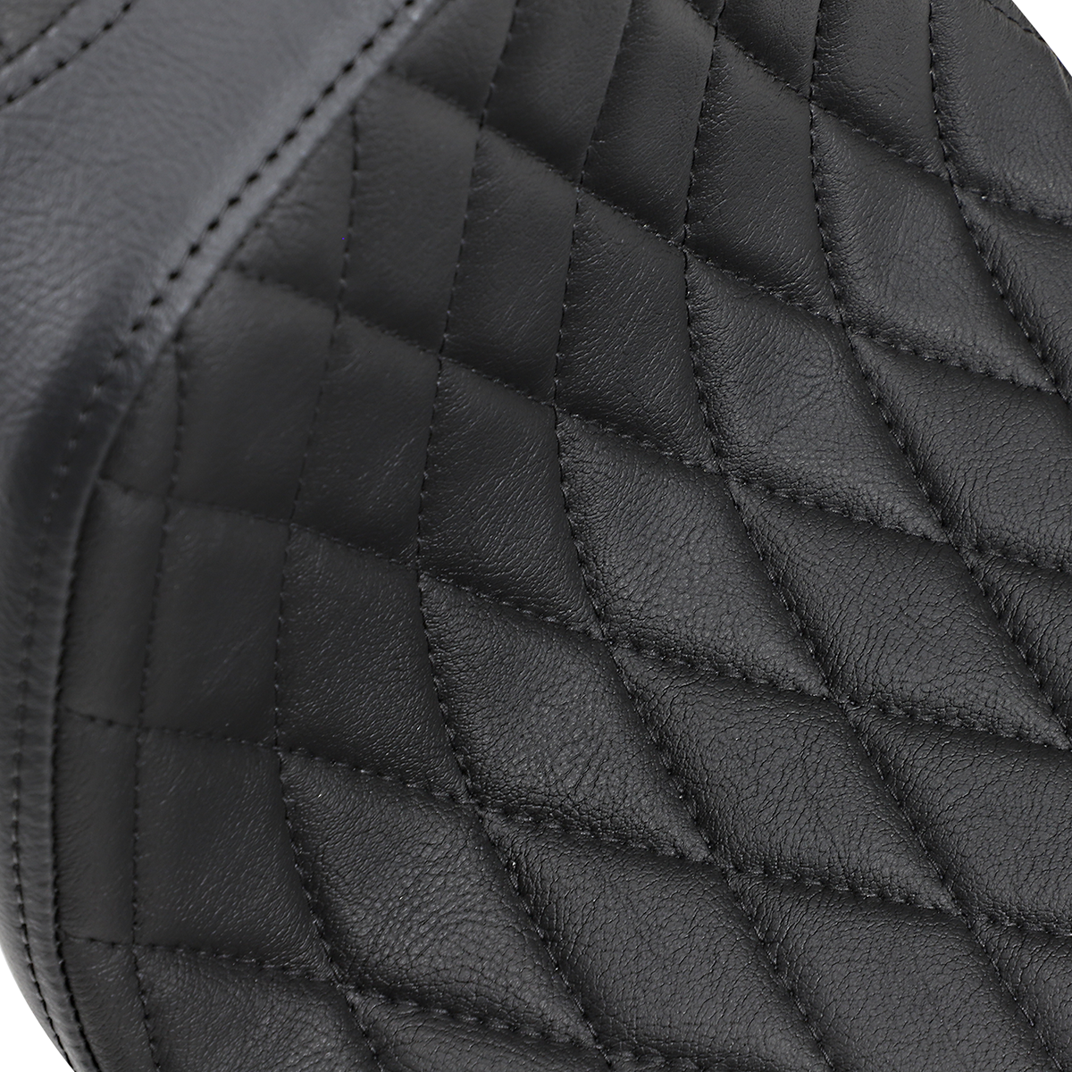 Drag specialties seats Predator III Seat - Diamond Stich w/ Black Thread - XL '57-'78 Harley Davidson