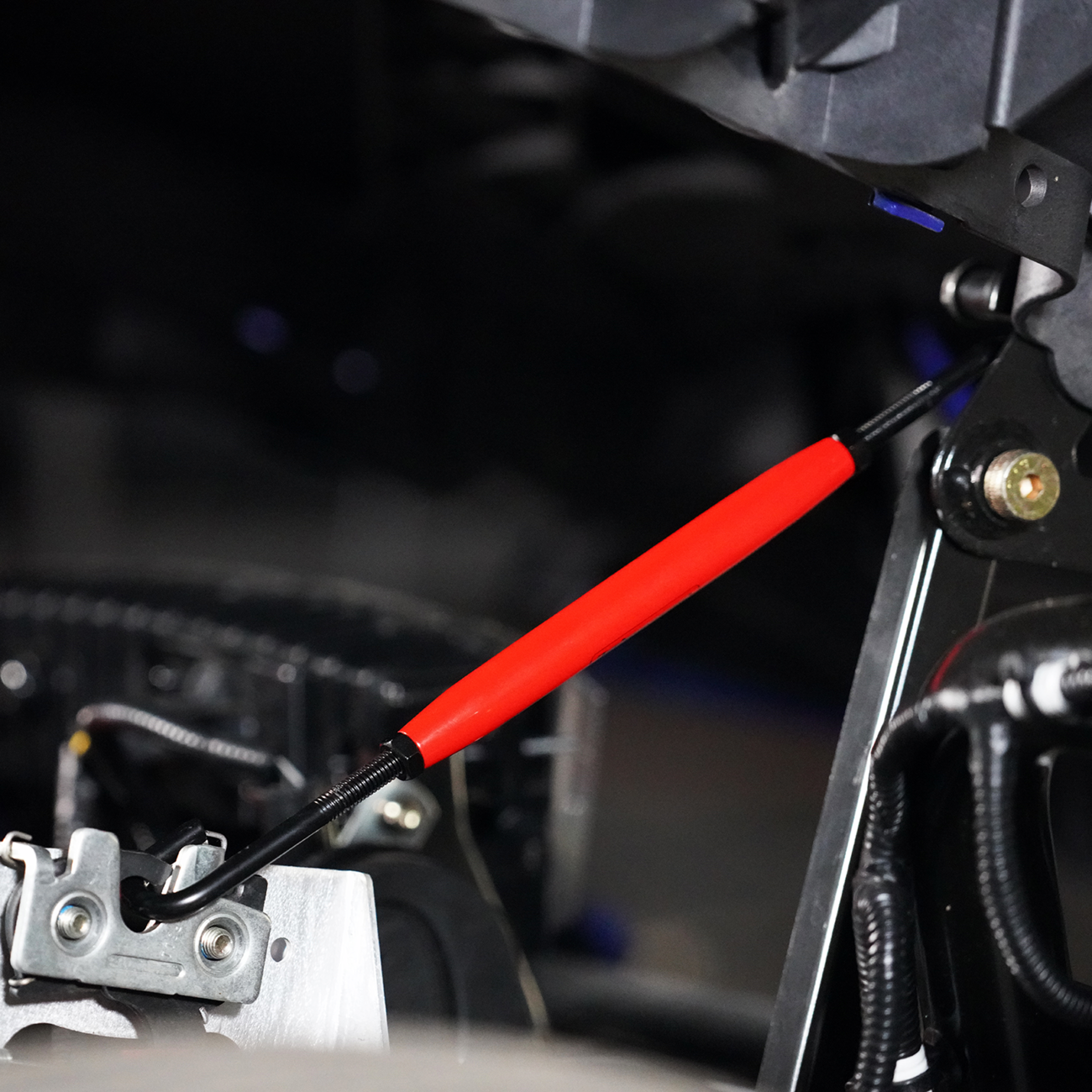 SHOW CHROME Adjustable Hood Rod