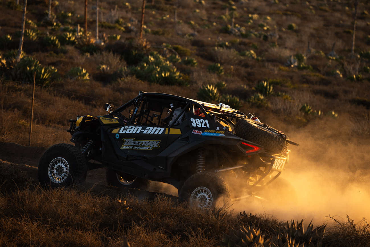 MAXXIS Razr XT Tire