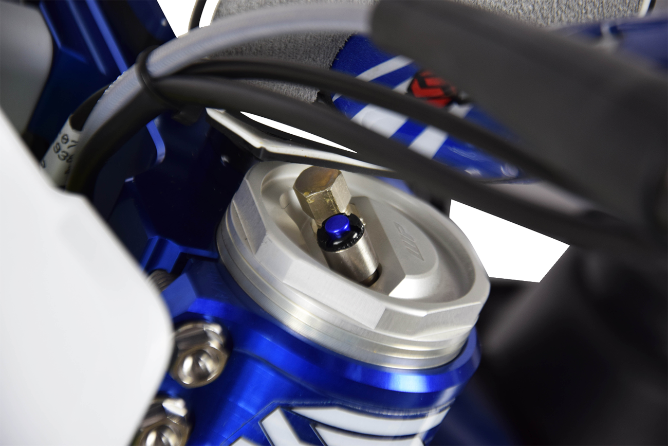 SCAR Fork Air Bleeders
