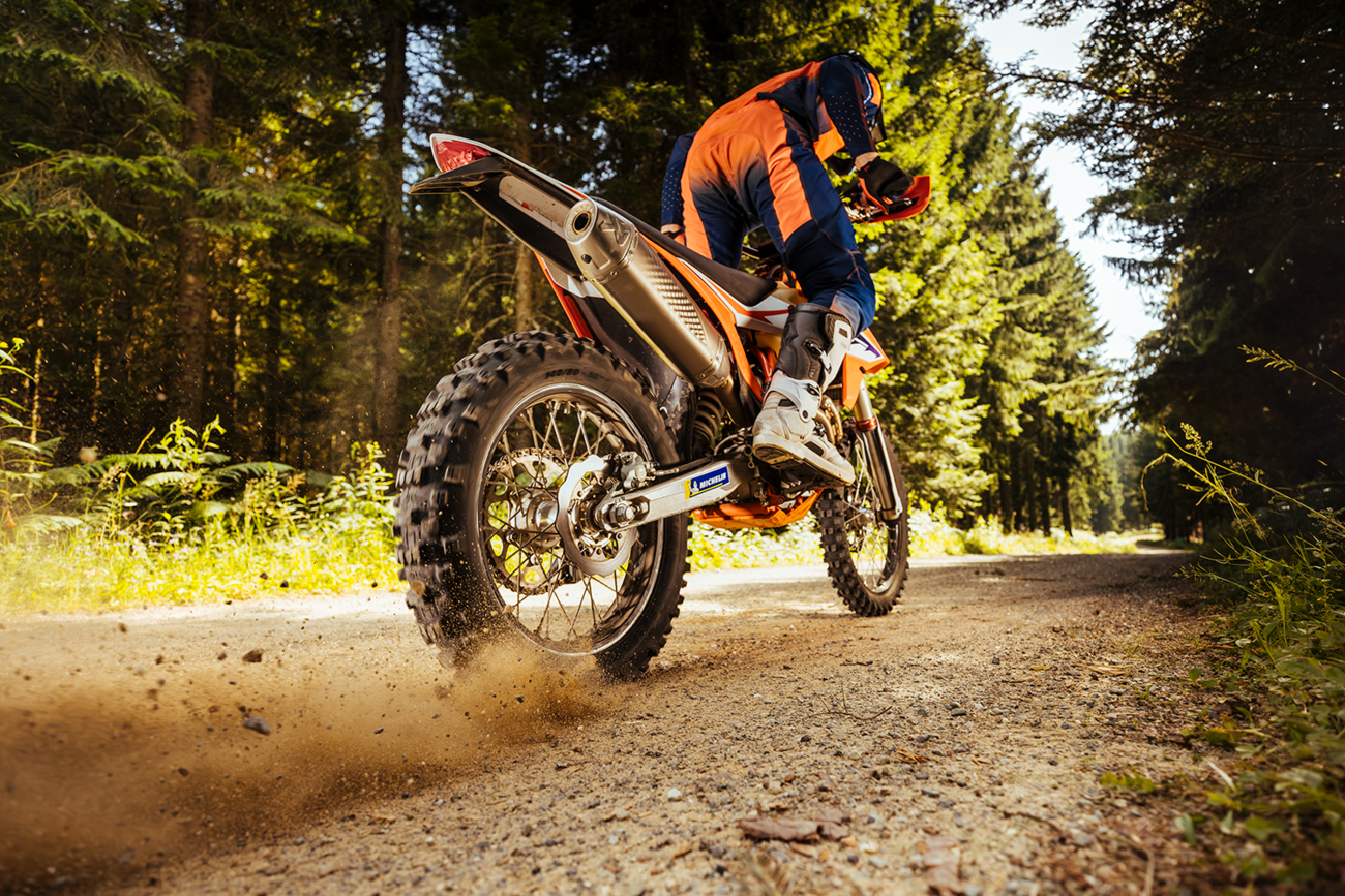 Michelin Enduro Medium Terrain Tires