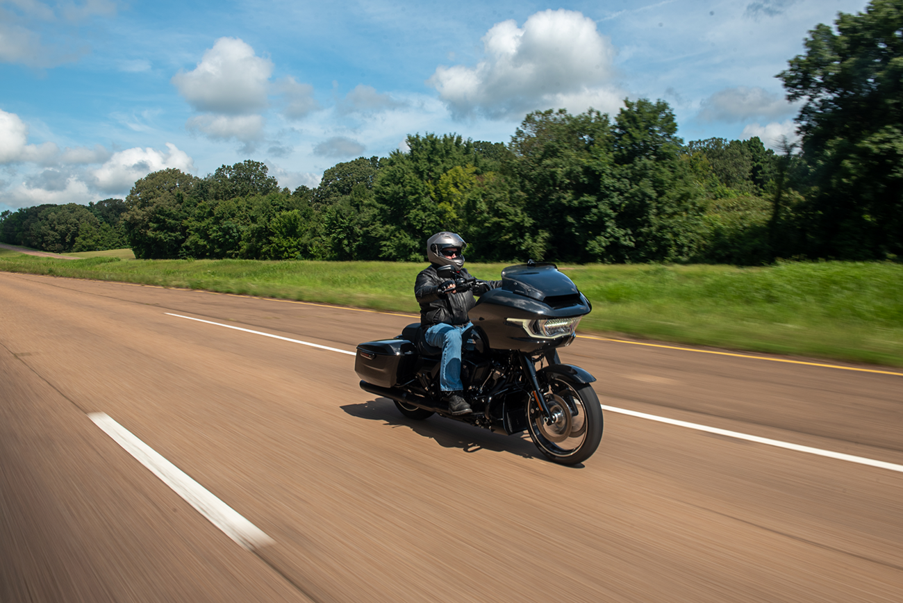MEMPHIS SHADES Spoiler Windshield