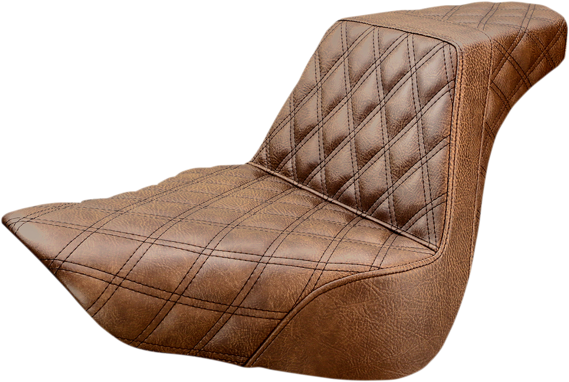 SADDLEMEN Step-Up Seat — Lattice Stitched