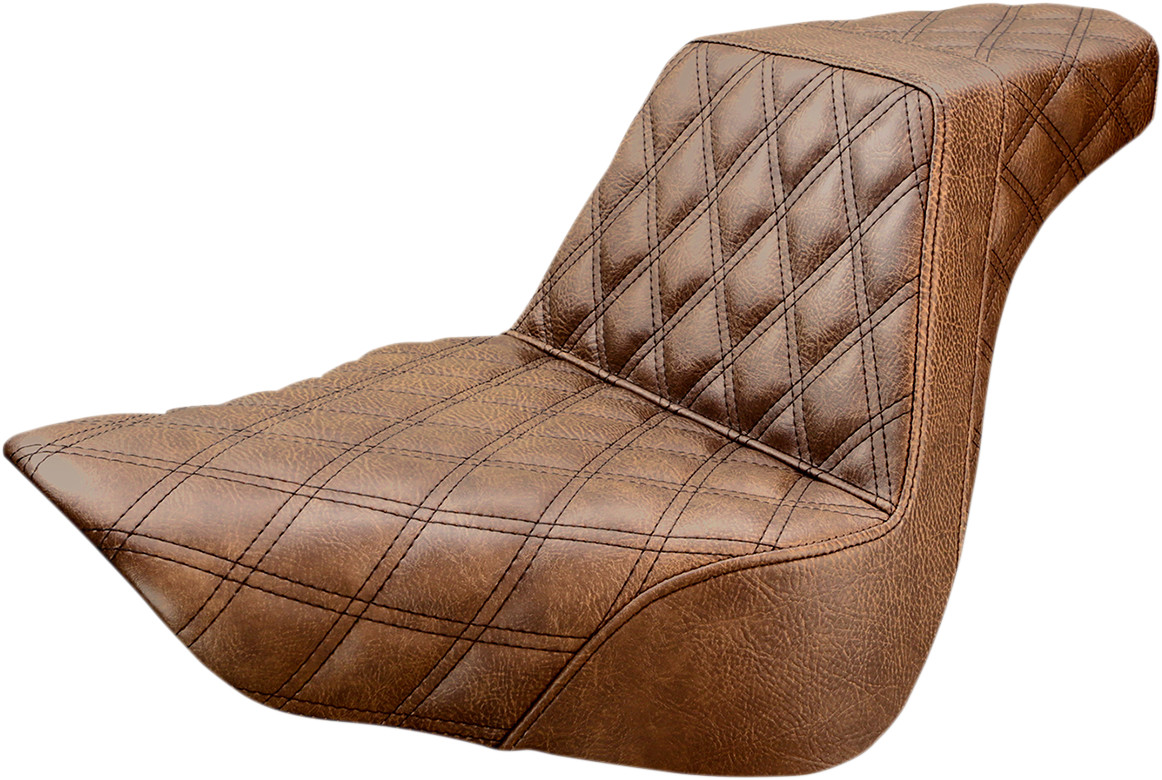 SADDLEMEN Step-Up Seat — Lattice Stitched
