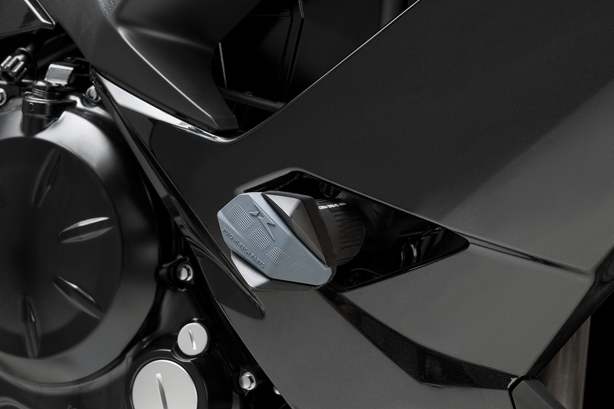 Puig R19 Frame Sliders Kawasaki Ninja 650 2017-2025