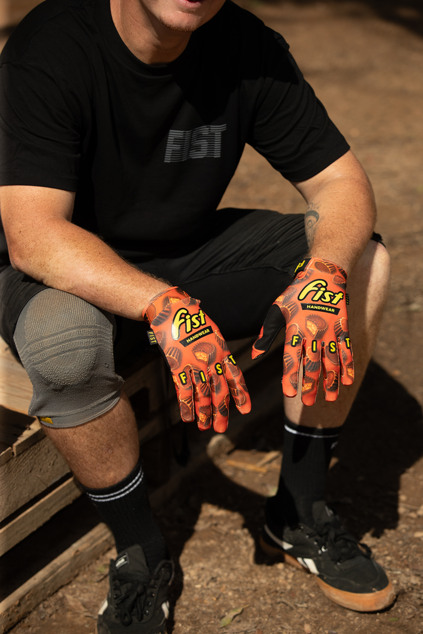 FIST HANDWEAR Strapped 100% Nuts Gloves