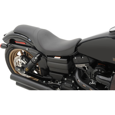 PREDATOR SEATS -- DYNA