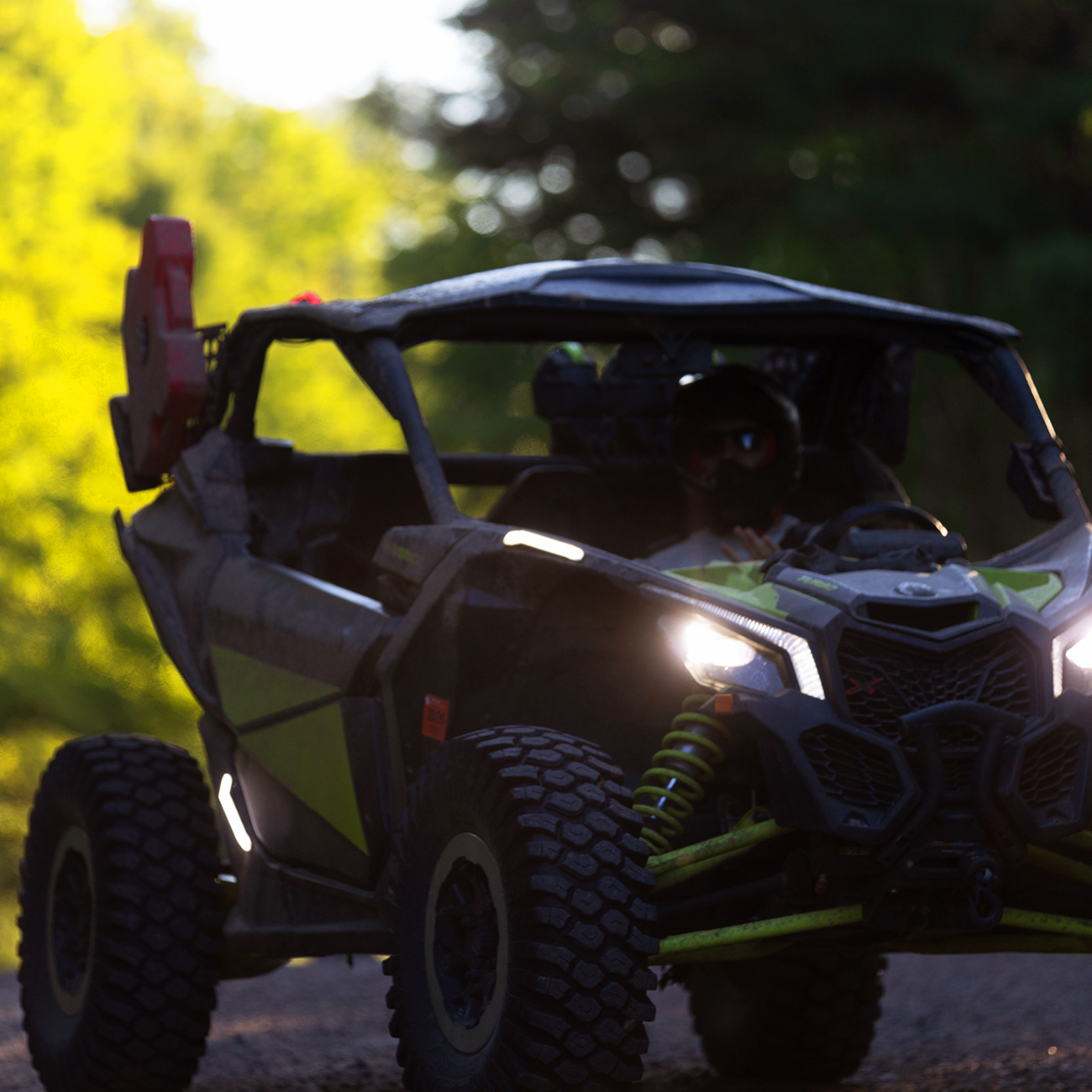 Ravek Apex Lights™ - Running - White - Maverick X3 Can-Am