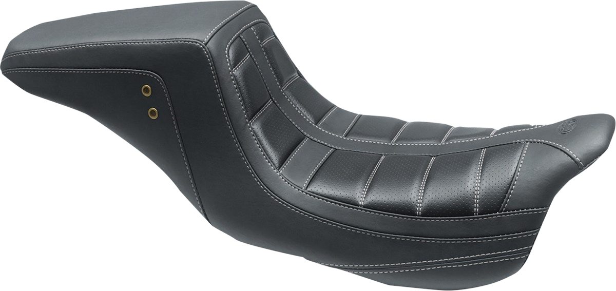 Mustang One-Piece Squareback Tuck & Roll Seat For Harley Touring 2008-2025