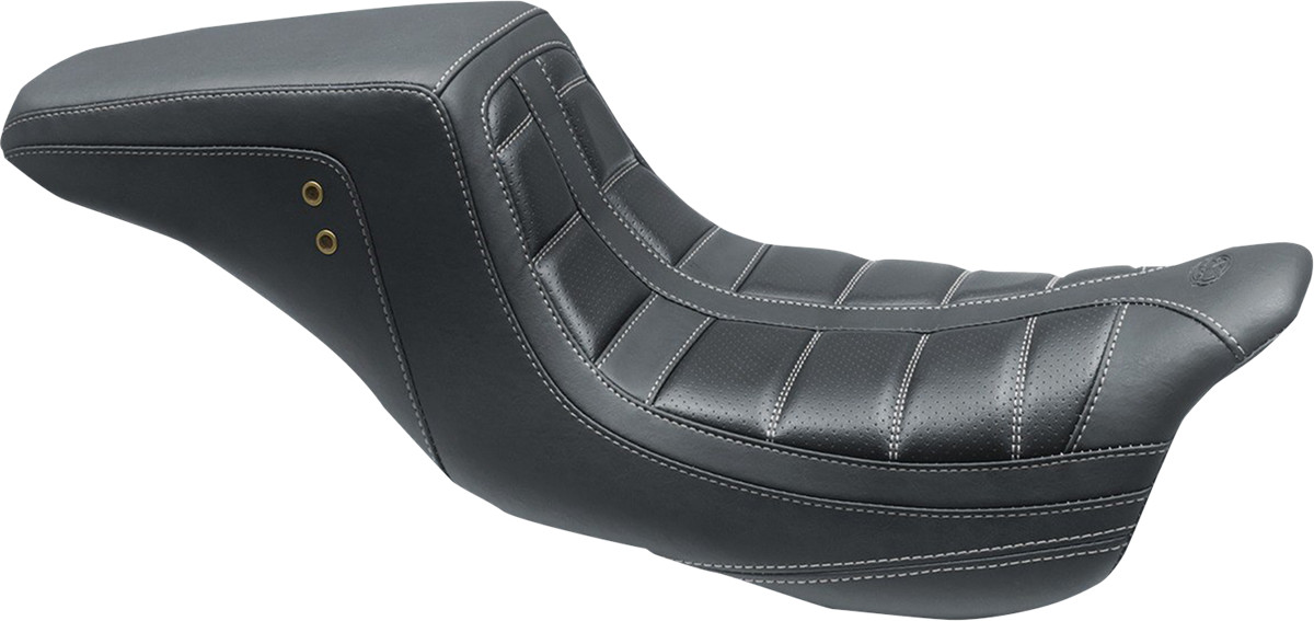 Mustang One-Piece Squareback Tuck & Roll Seat For Harley Touring 2008-2025