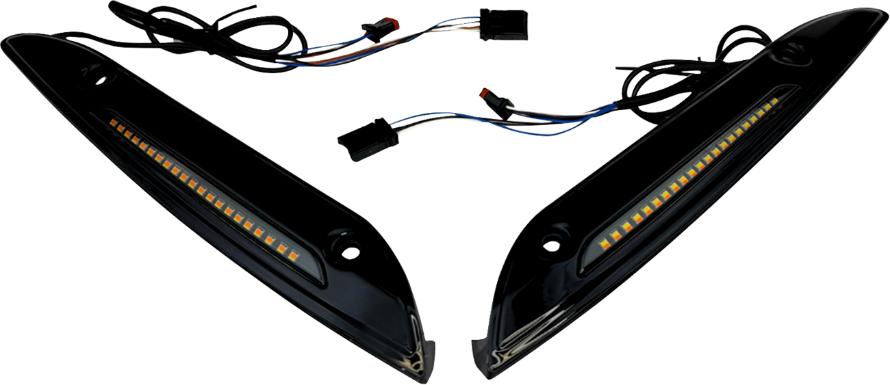 CUSTOM DYNAMICS Genesis® 4 Dynamic LED Road Glide® Windshield Trim