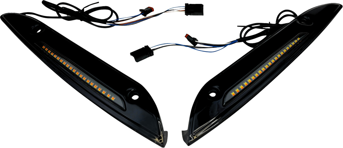 CUSTOM DYNAMICS Genesis® 4 Dynamic LED Road Glide® Windshield Trim