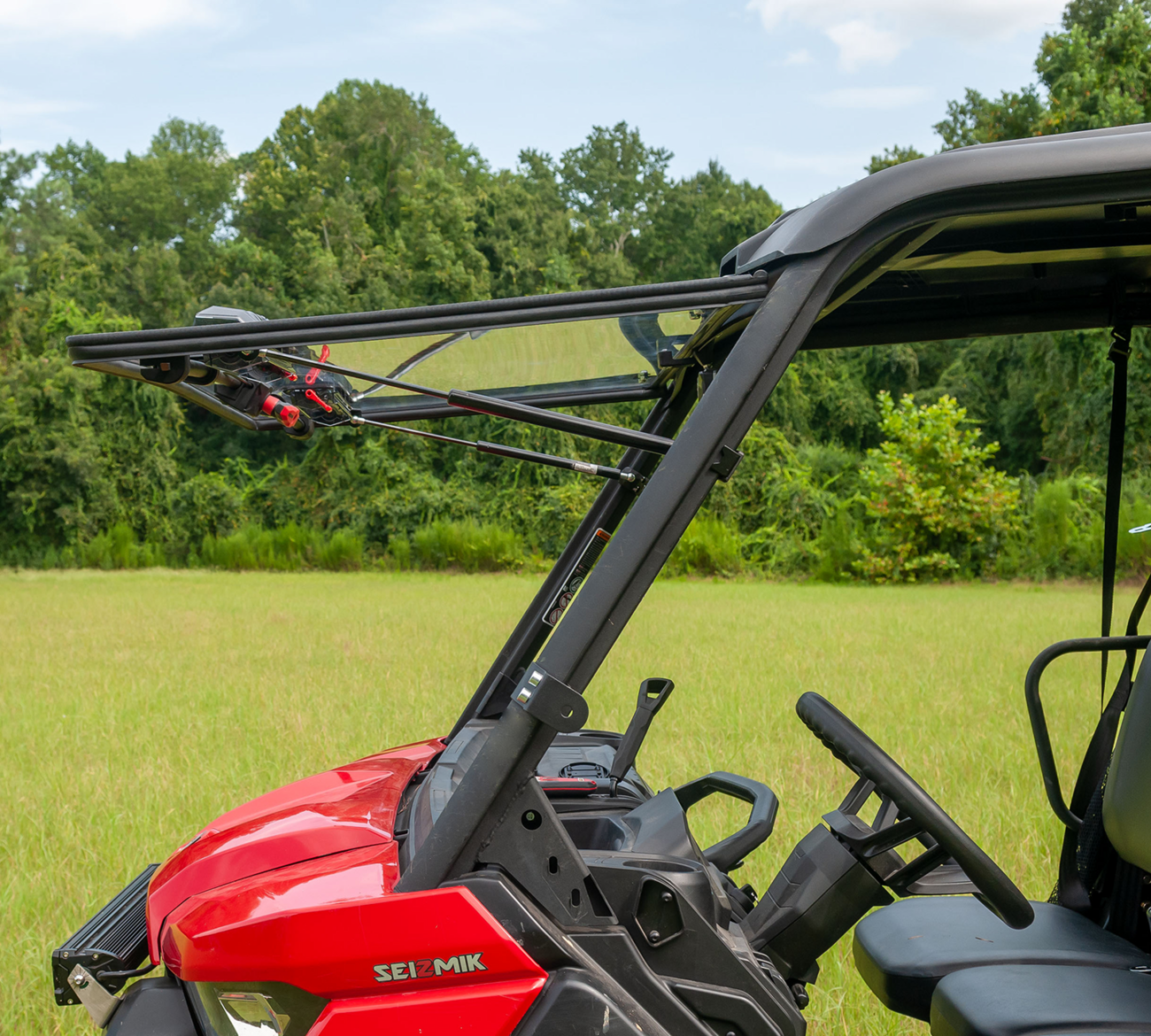 Seizmik Flip-Up Windshield With Vents Can AM Defender 1000 / 800 2016-2021