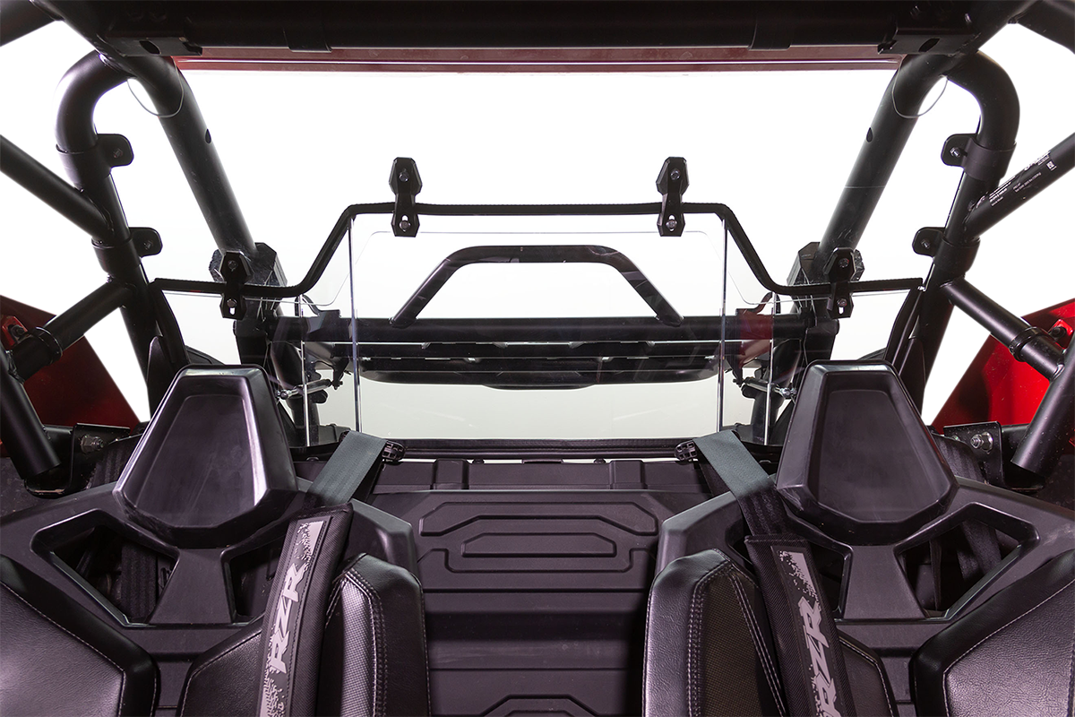 SEIZMIK Poly Rear Windshield