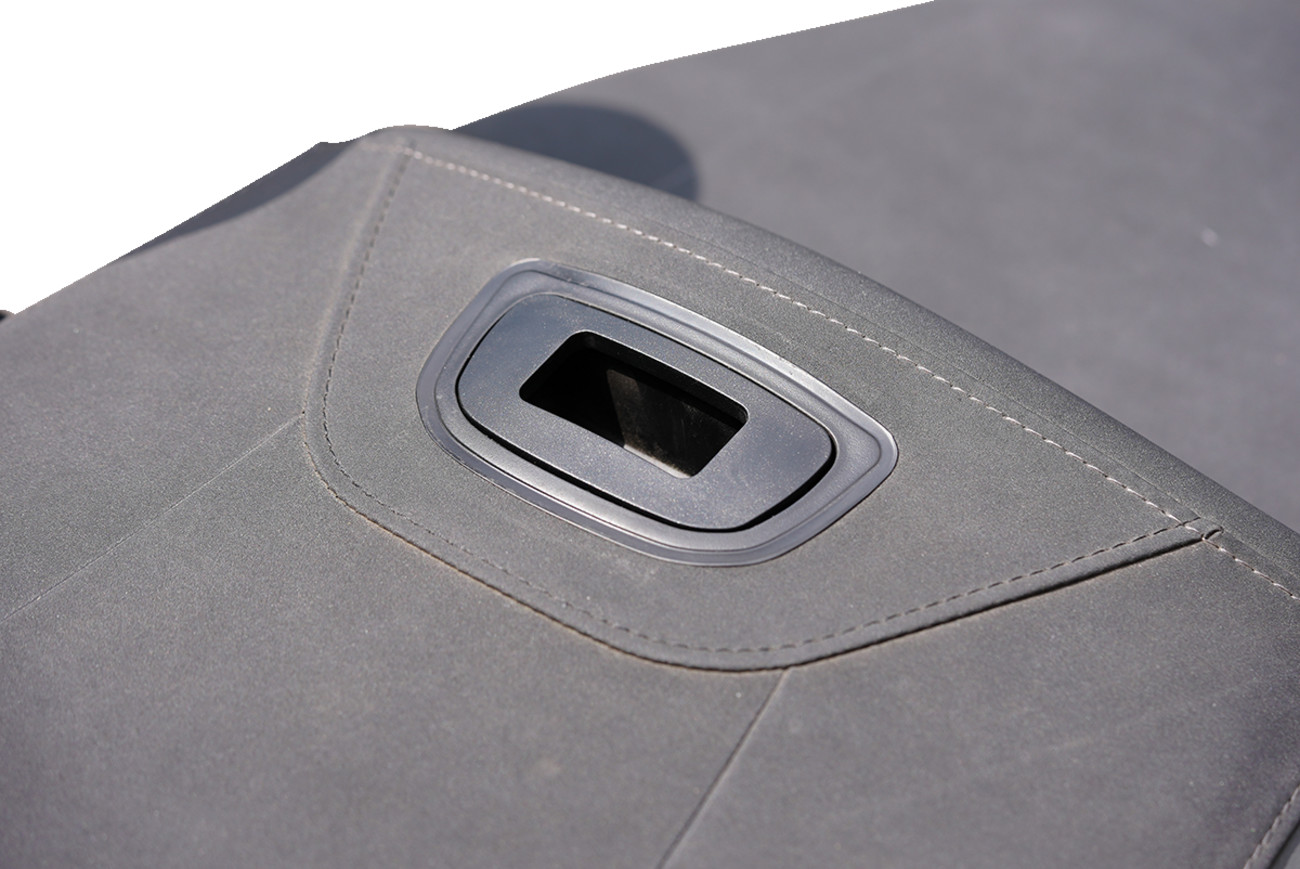 SHOW CHROME Seat Plug