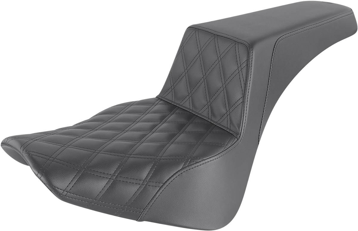 Saddlemen Step-Up LS Lattice Stitch Seat For Harley Softail FLHC/S / FLDE / FLSL 2018-2026