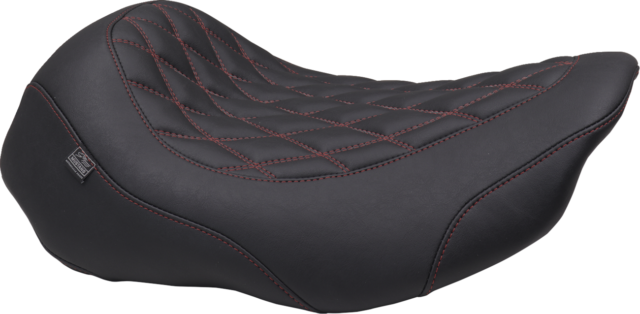 MUSTANG Wide Tripper™ Solo Seat