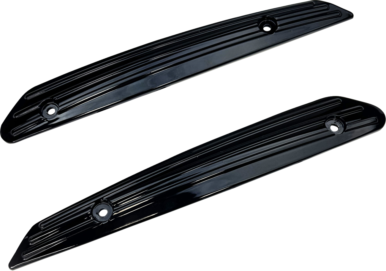 CUSTOM DYNAMICS Windshield Trim