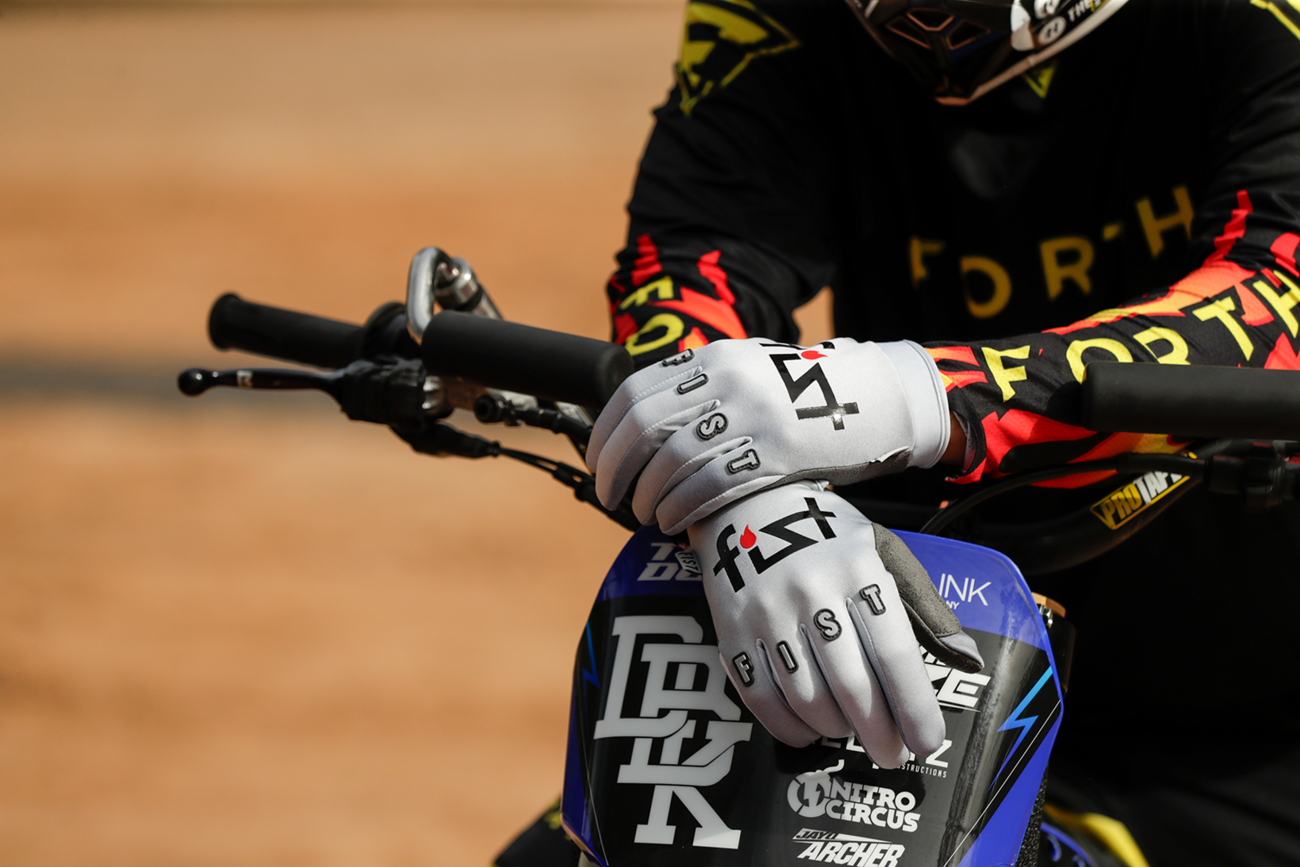 Fist handwear Frosty Lighter Cold Weather Gloves