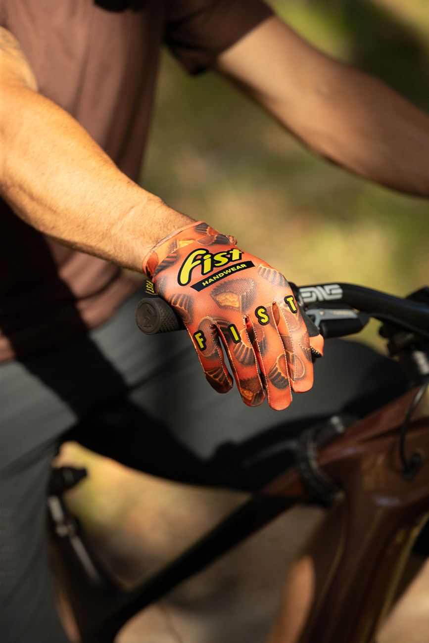 FIST HANDWEAR Strapped 100% Nuts Gloves
