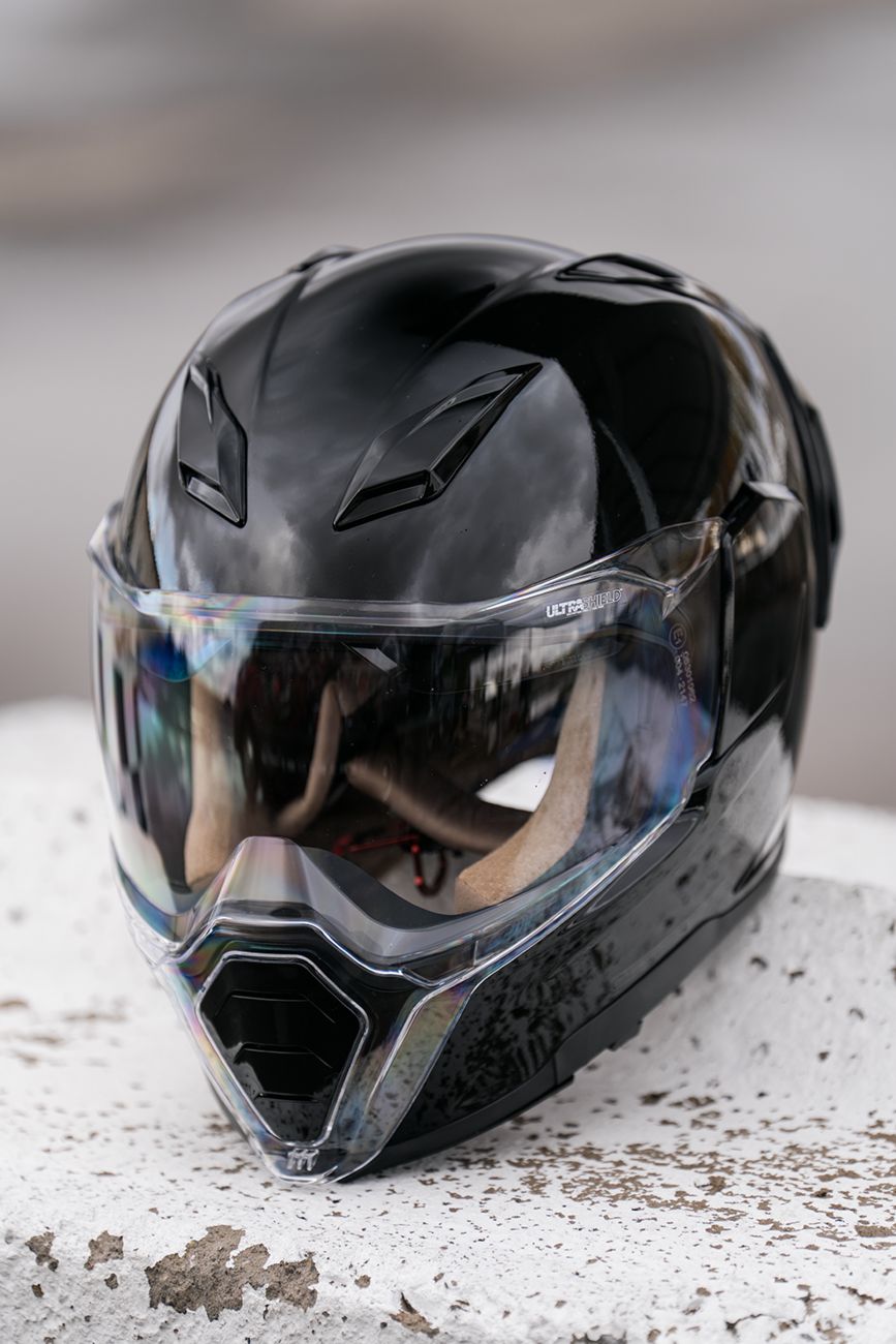 ICON Ultraflite™ Solid MIPS® Helmet