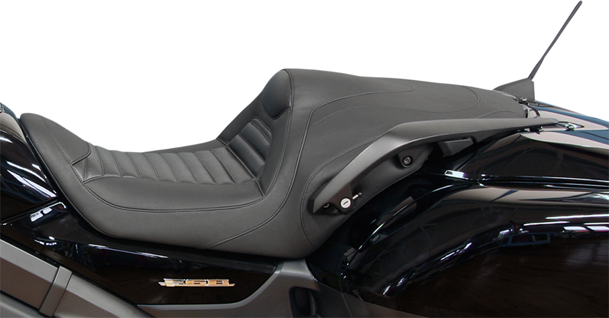 Mustang Tripper Fastback Deluxe Seat For Honda GoldWing F6B 2013-2016