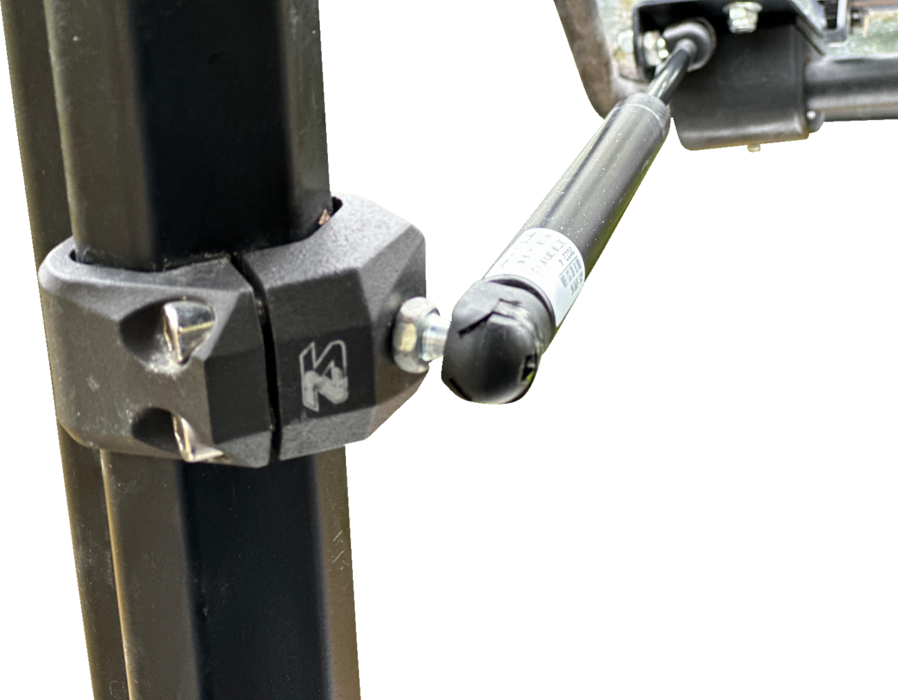 SEIZMIK Flip-Up Windshield with Vents