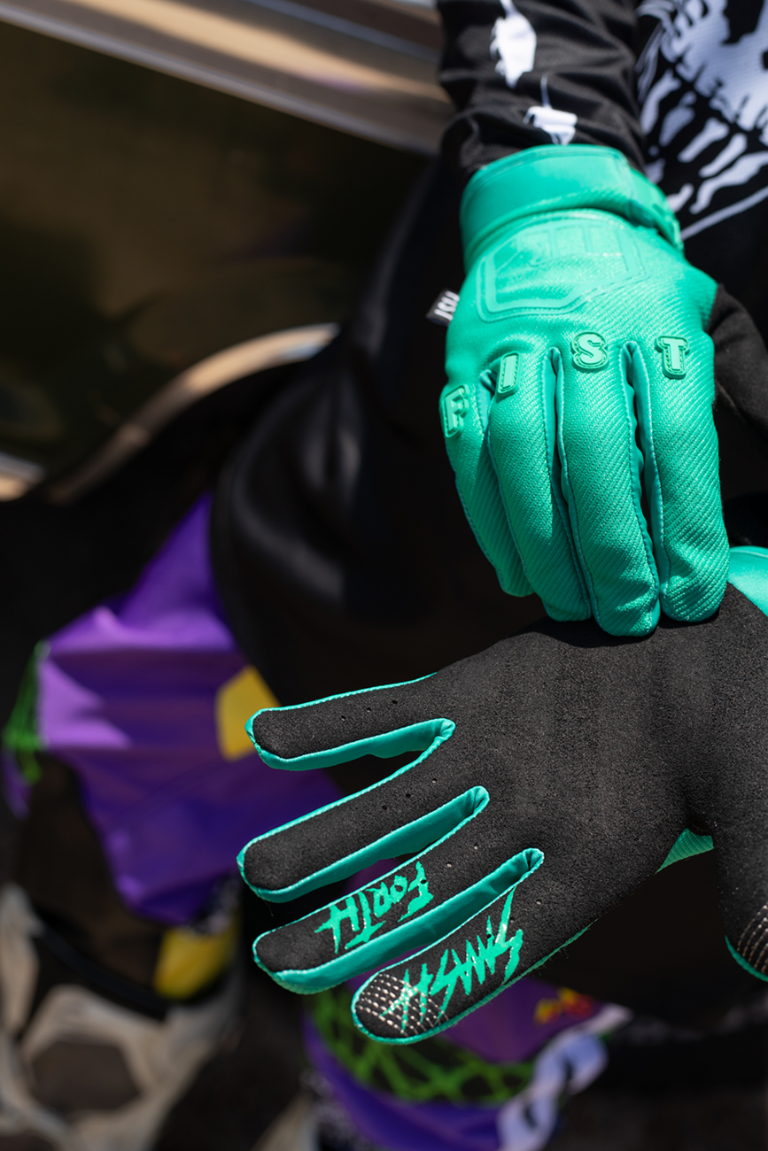 FIST HANDWEAR Strapped Stocker Jade Gloves