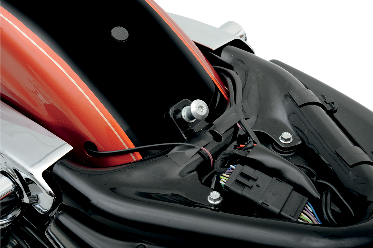 FRAME MOUNT SPRING SOLO SEAT MOUNT KIT 