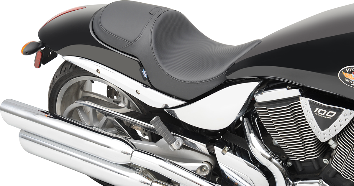 PREDATOR SEAT WITH
EZ GLIDE II™ BACKREST OPTION 