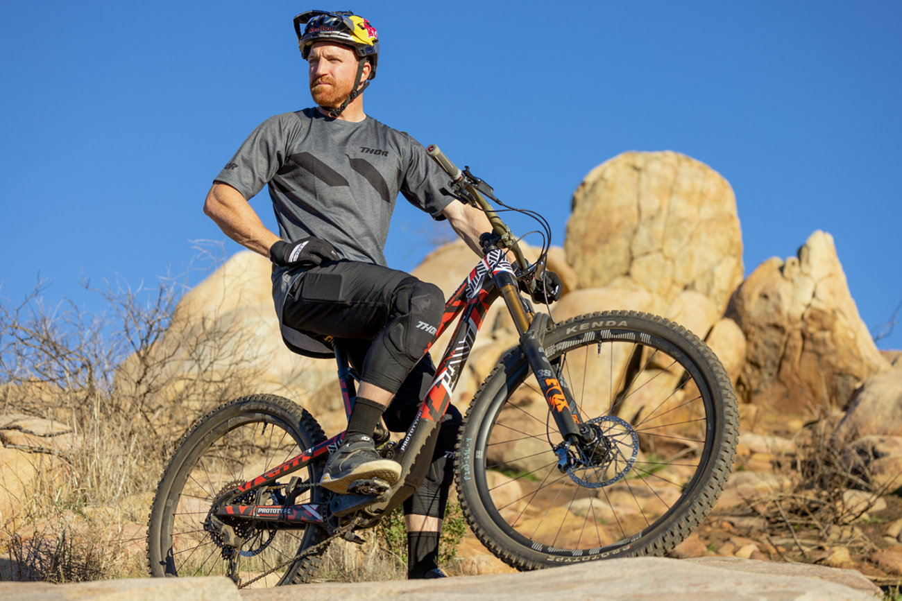 THOR Assist MTB Shorts