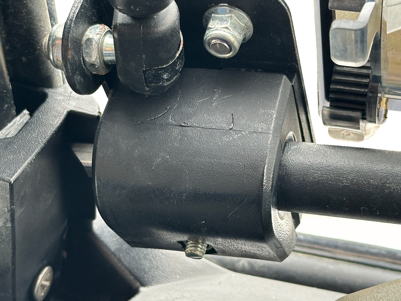 SEIZMIK Flip-Up Windshield with Vents